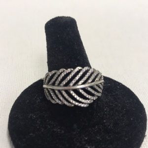 925 Sterling Silver Pandora Leaf Ring